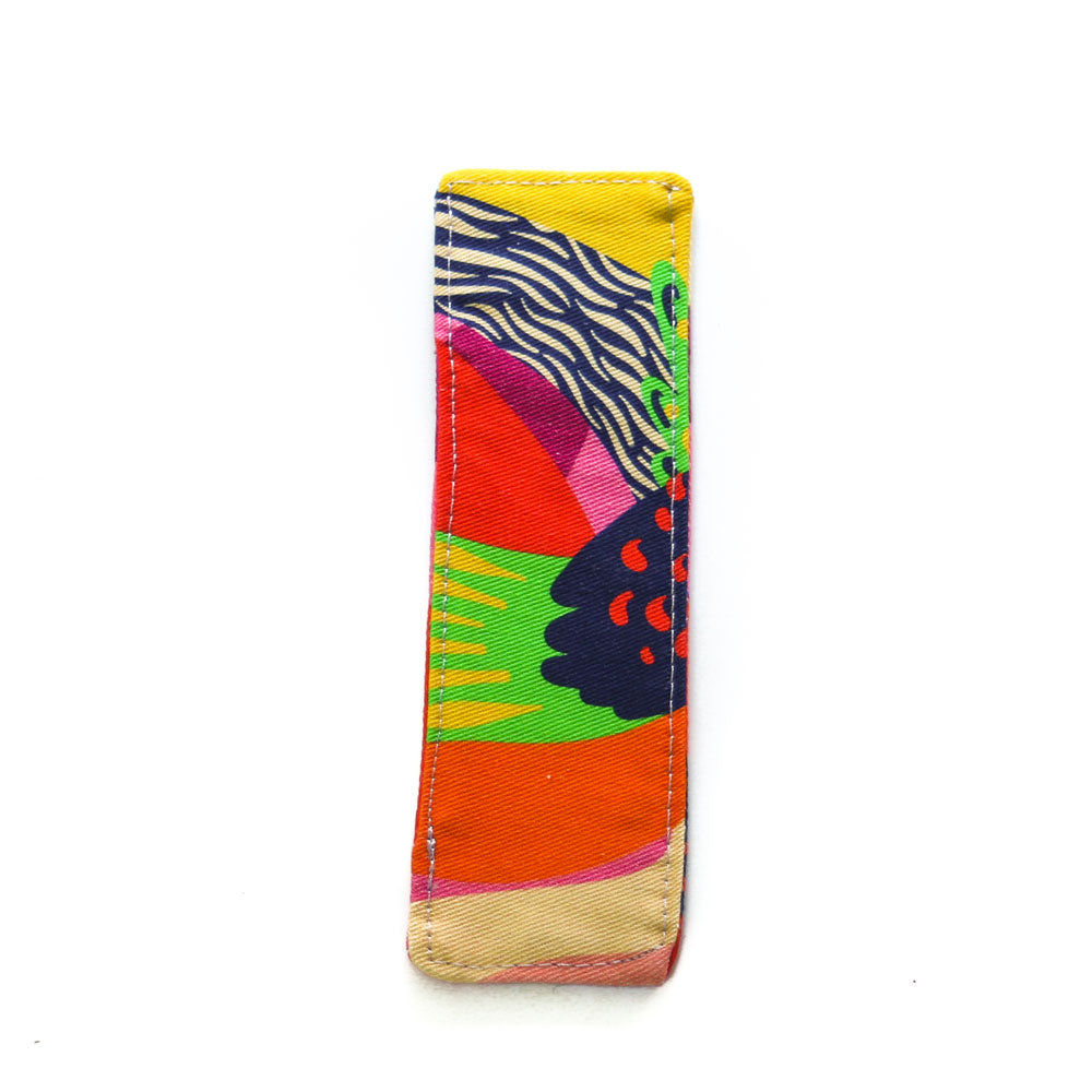 bookmark-colourful-fabric