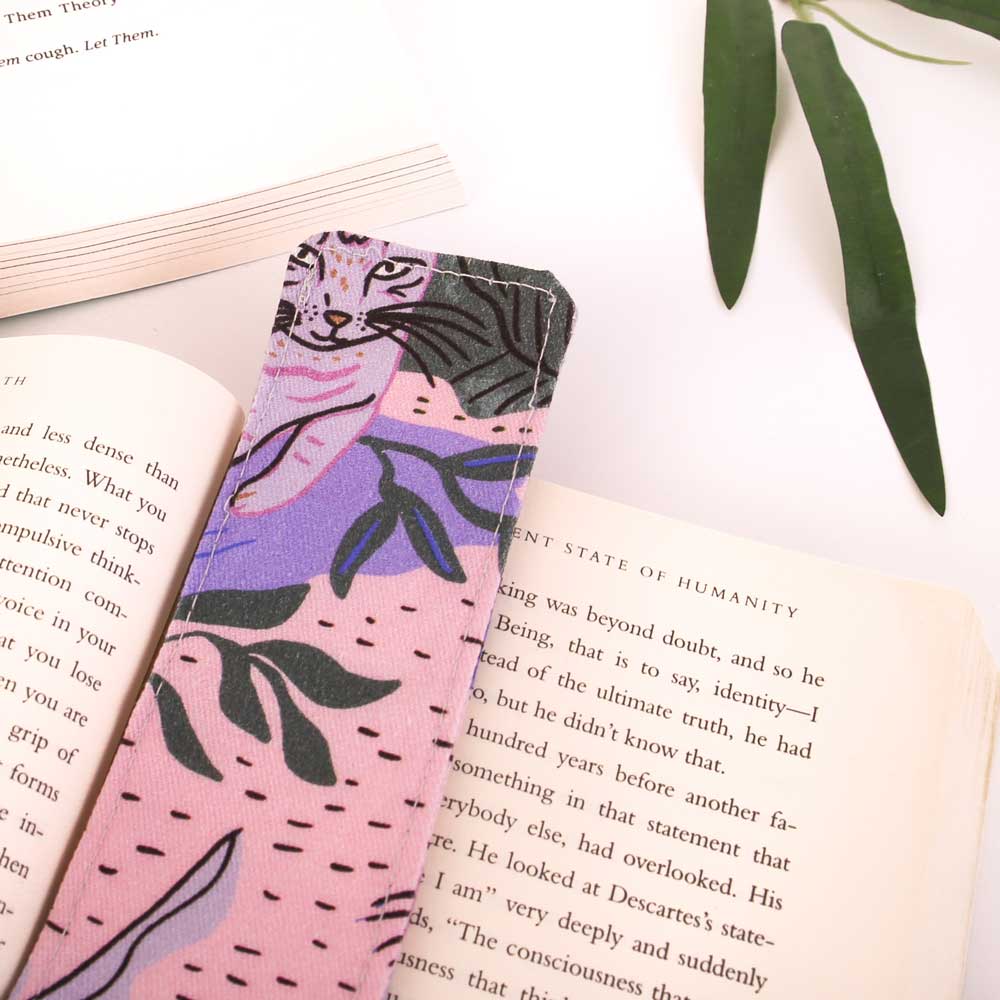 bookmarks-fabric-offcuts-sustainable-gifts