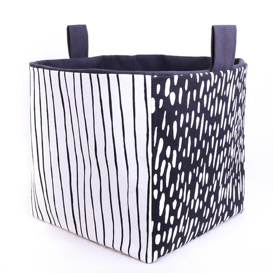 collapsible-storage-cube-black-white-geometric-monochrome-homewares-mimi-handmade-australia