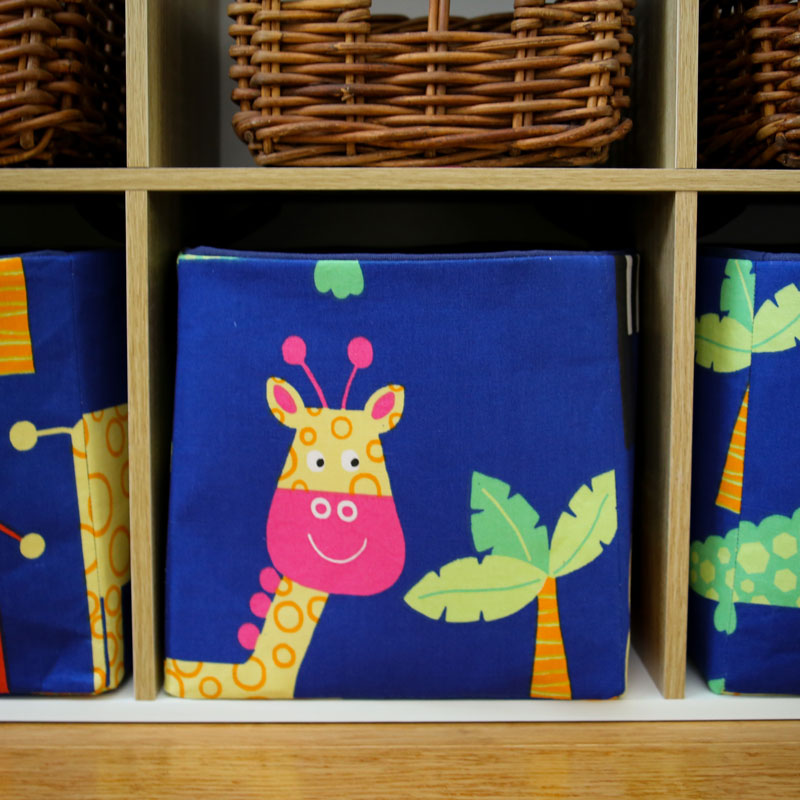 cube-storage-boxes-for-shelves-giraffe