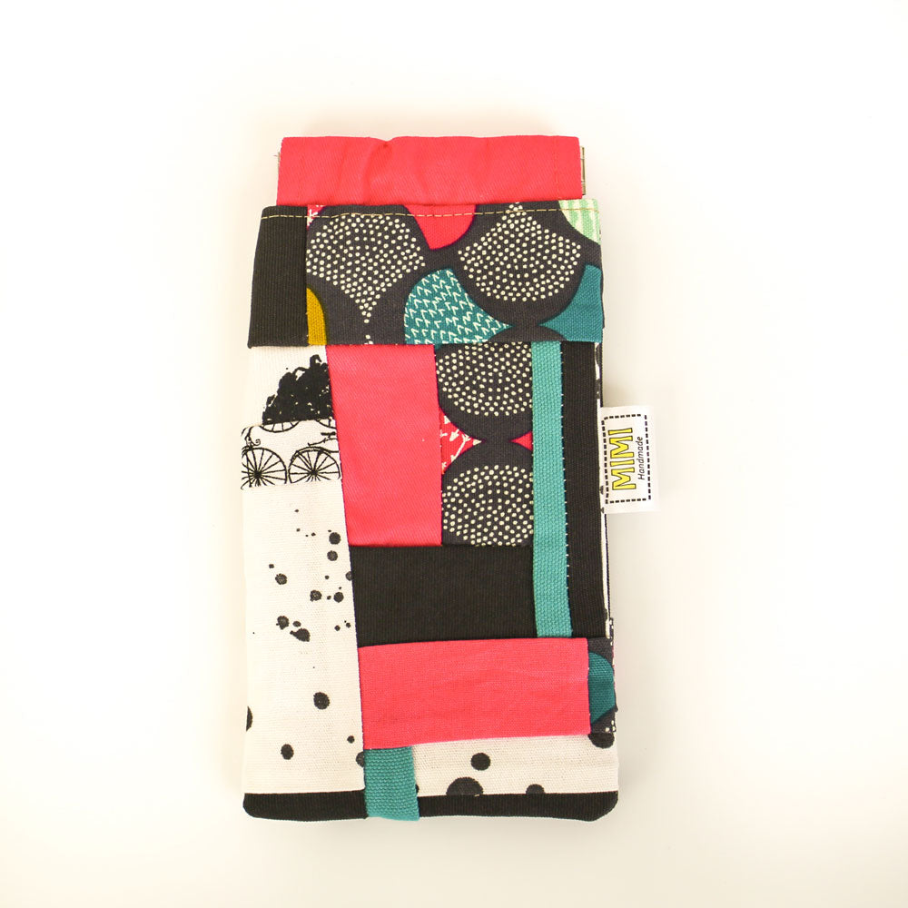 glasses-pouch-pink-geometric-print-upcycled-fabric-mimi-handmade-australia
