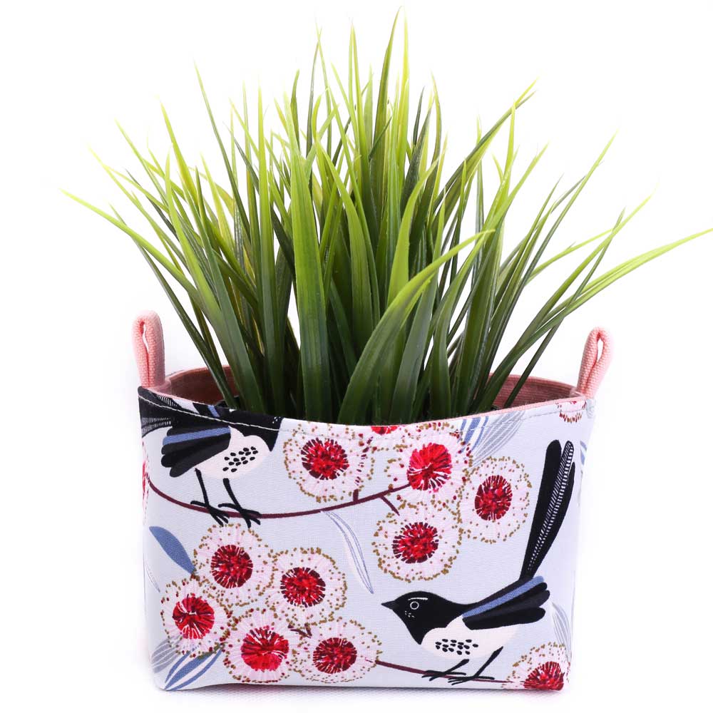 plant-pouch-small-australiana-homewares-wagtail