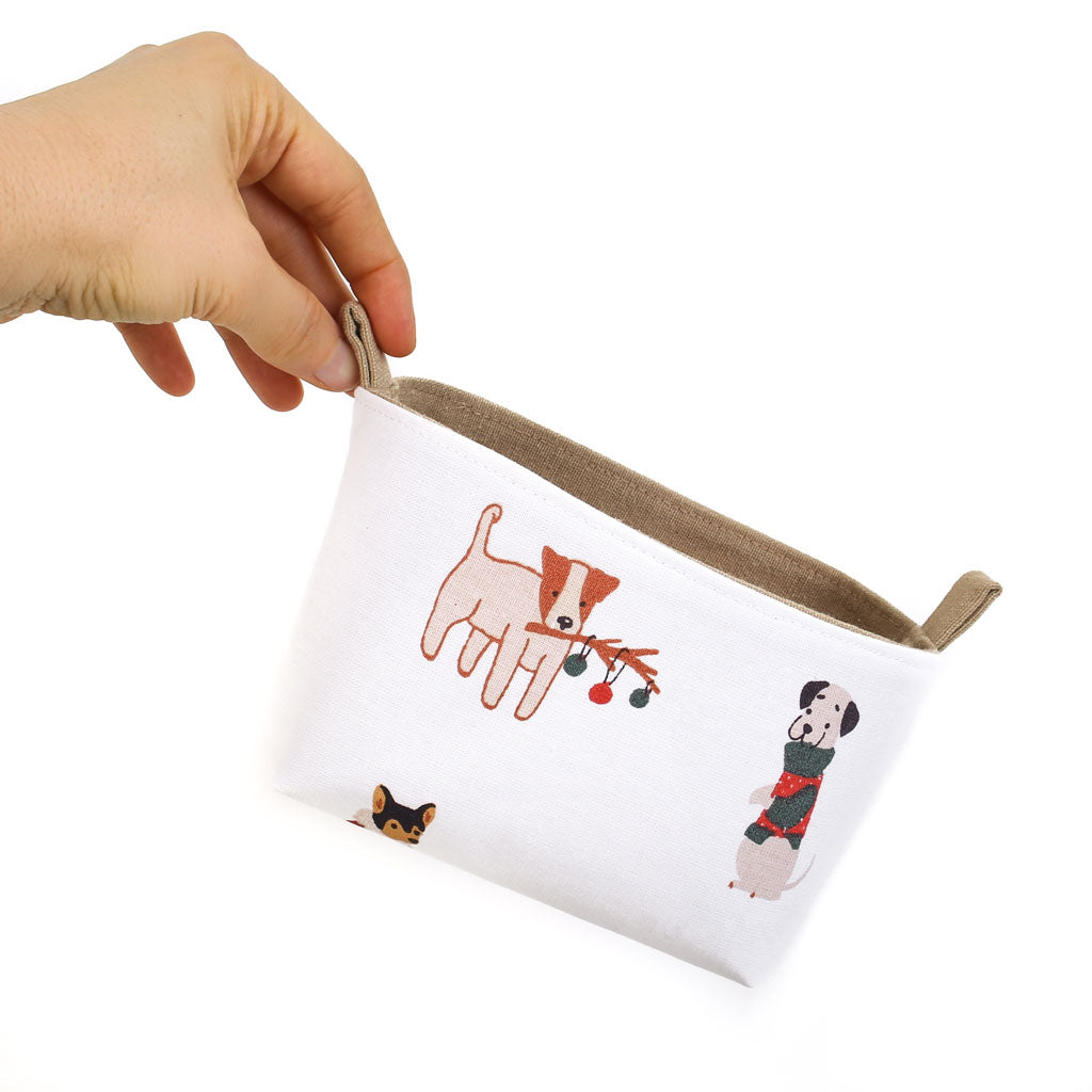 quirky-christmas-decor-xmas-dog-basket-mimi-handmade-basket