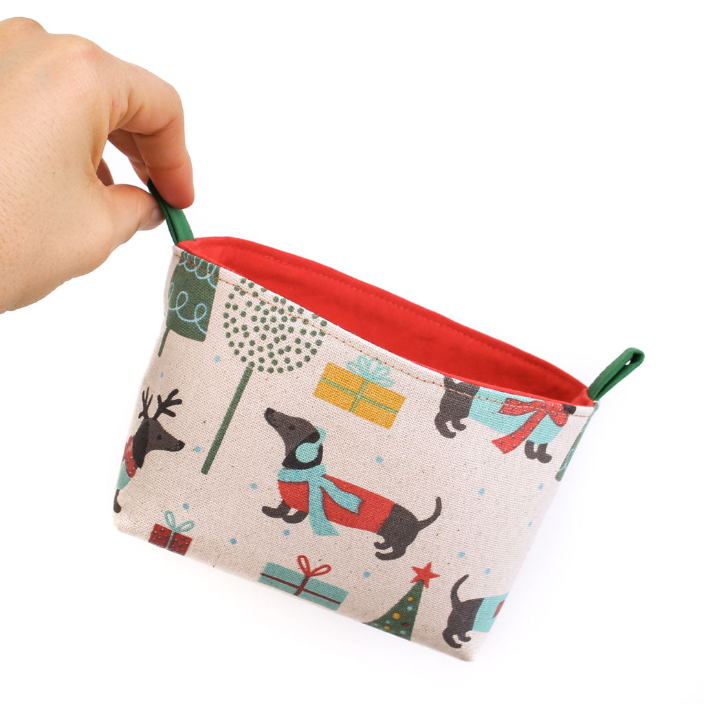 sausage-dogs-xmas-basket-red-mimi-handmade-australia