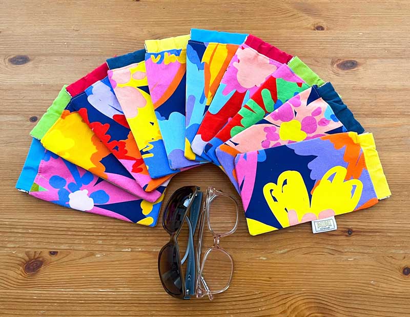 colourful-sunglasses-glasses-pouches