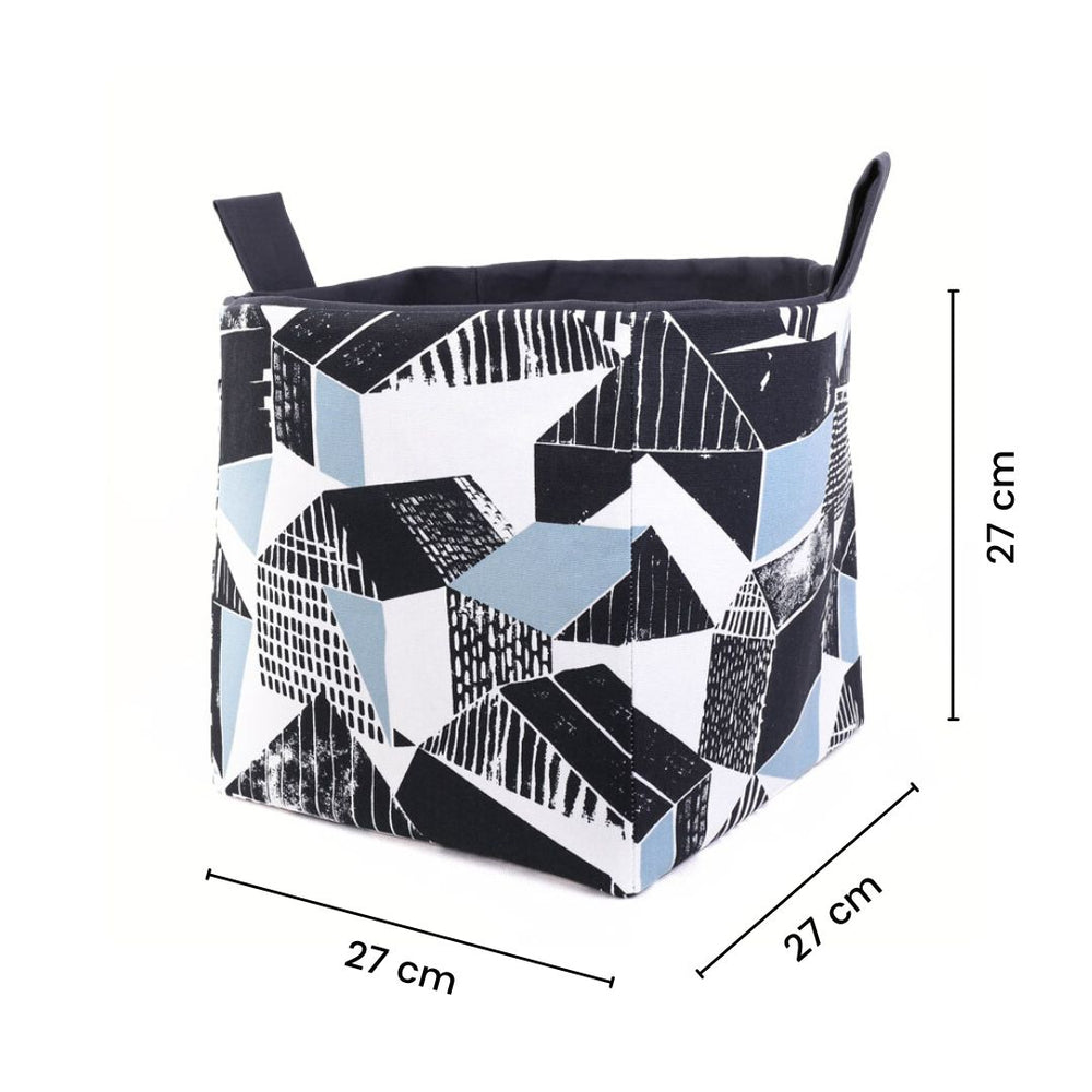 
                      
                        foldable-cube-box-27x27x27cm-monochrome-geometric
                      
                    