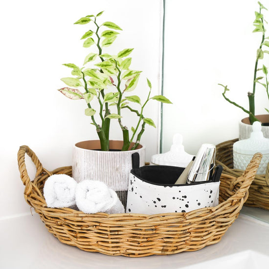 bathroom-tray-with-monochrome-splatter-basket-towels-plant-and-candle-mimi-handmade-australia