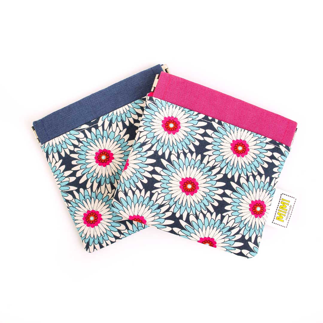 self-closing-magnetic-mini-portable-pouches-geometric-floral-print