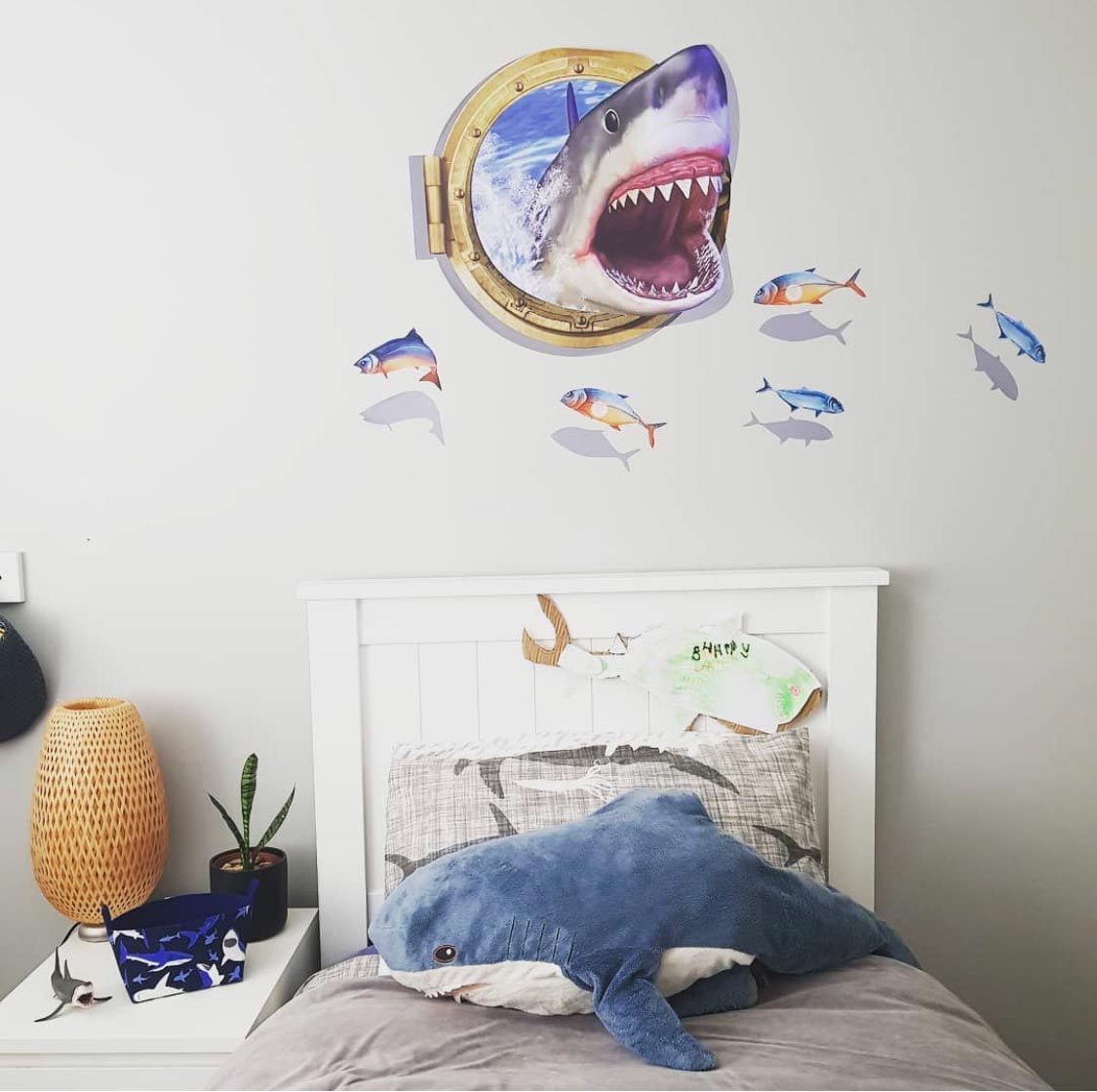 shark-storage-basket-in-shark-boys-room-mimi-handmade-australia