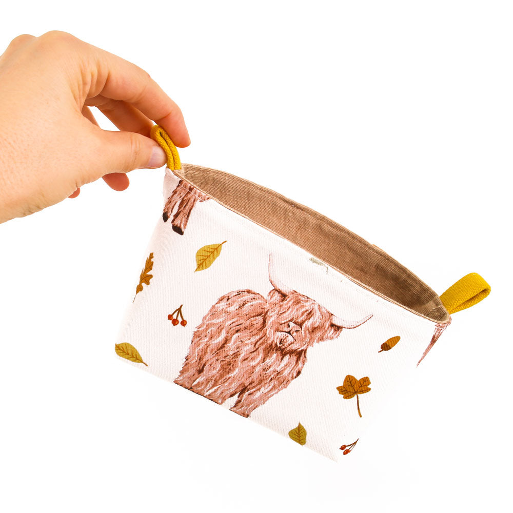 small-basket-highland-cows-home-decor