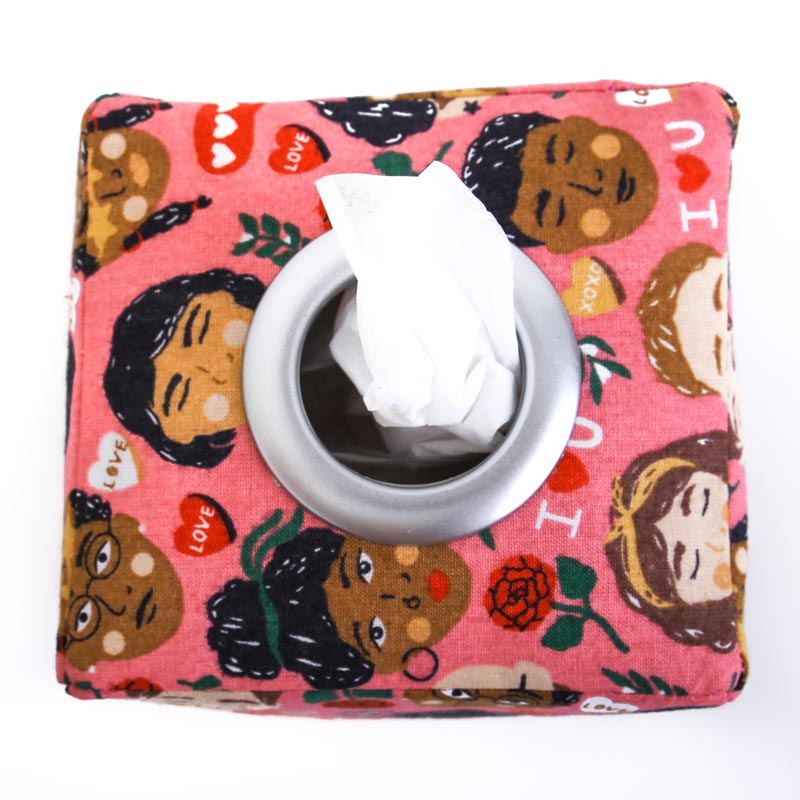 
                      
                        small-tissue-box-cover-ring-opening-love-faces-rocakabilly-style-homewares-mimi-handmade-australia
                      
                    