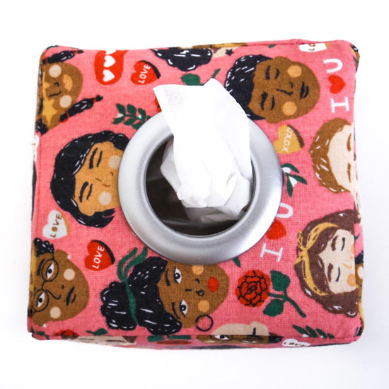 Load image into Gallery viewer, small-tissue-box-cover-ring-opening-love-faces-rocakabilly-style-homewares-mimi-handmade-australia
