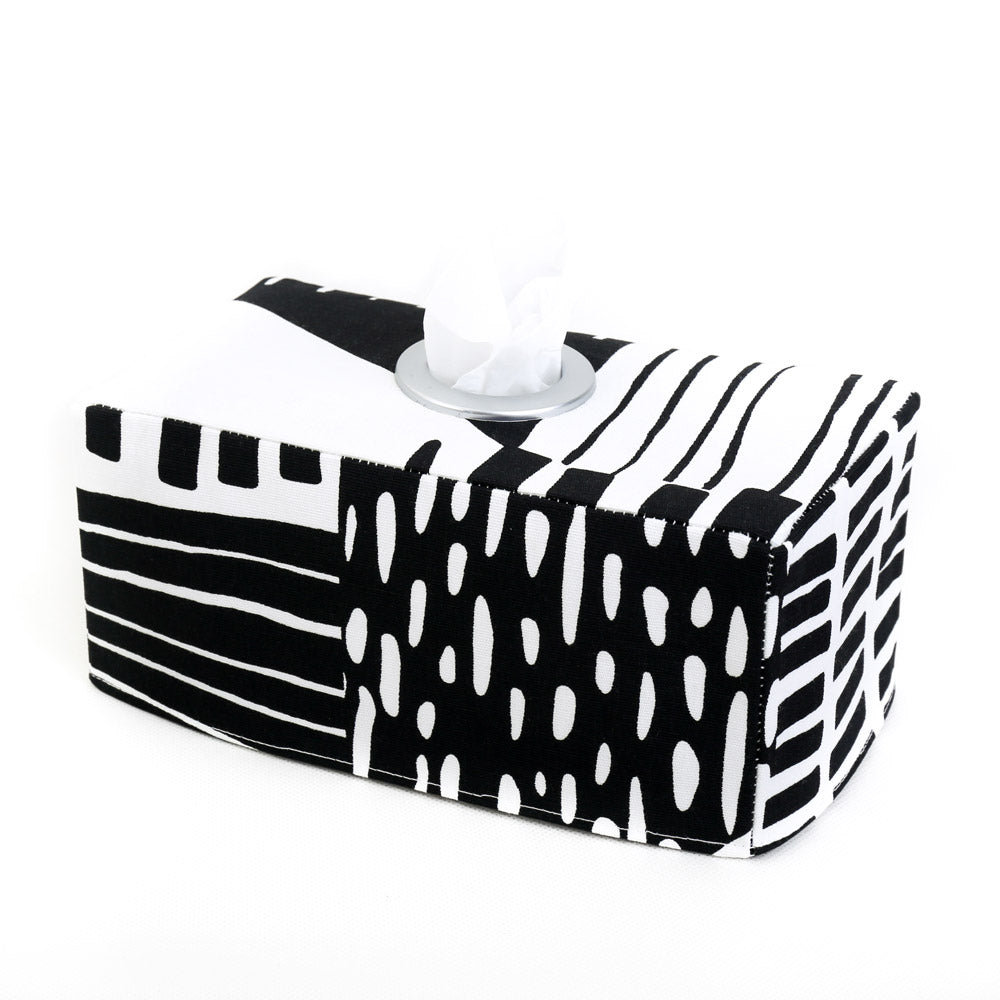 
                  
                    black-and-white-geometric-stripes-rectangular-tissue-box-cover
                  
                