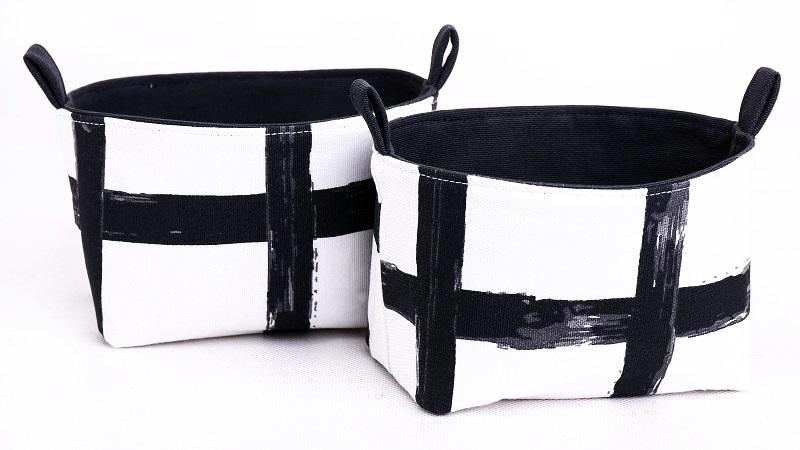 
                  
                    small-storage-baskets-set-black-white-monochrome-fabric-grid-pattern
                  
                