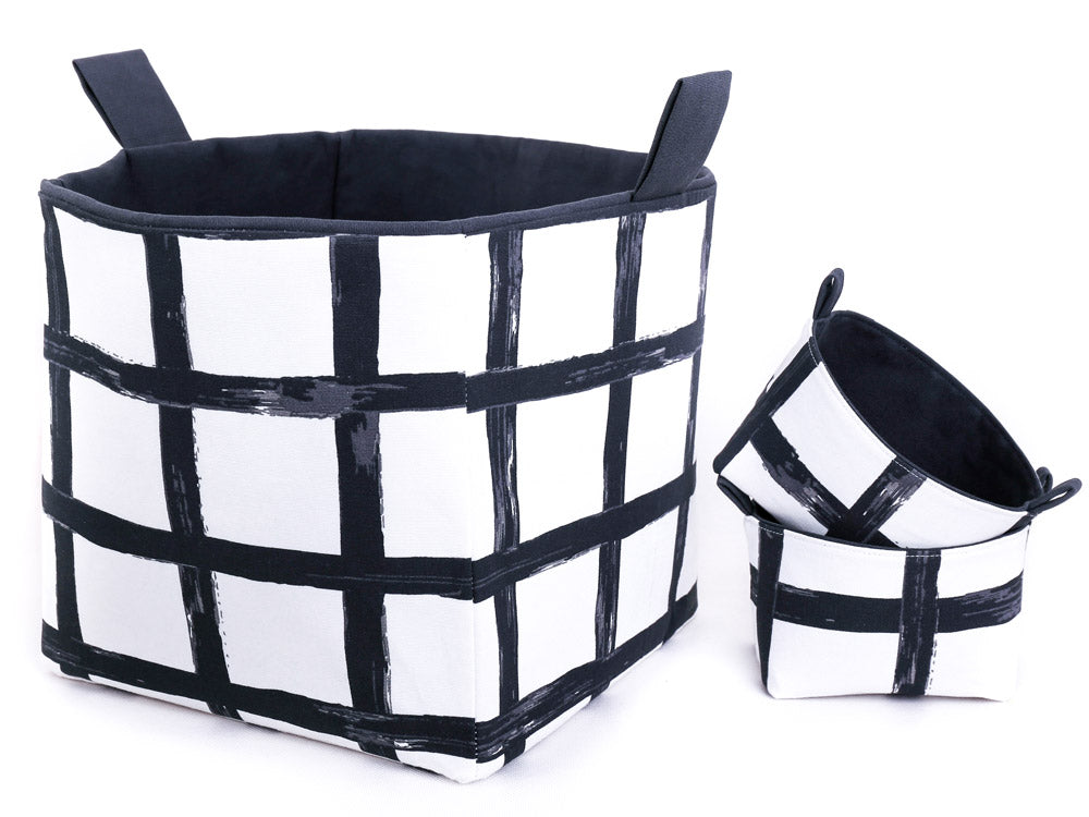 
                  
                    storage-baskets-black-white-geometric-homewares-mimi-handmade-australia
                  
                